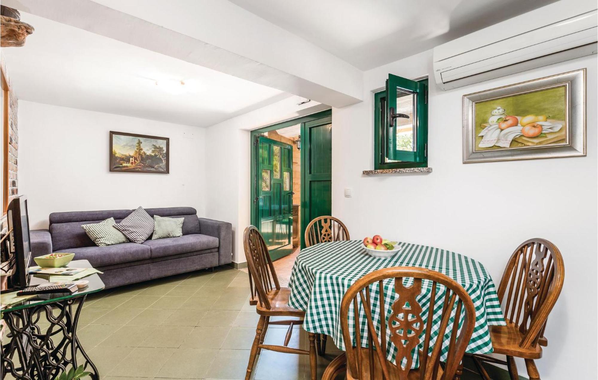1 Bedroom Gorgeous Apartment In Lovran Ngoại thất bức ảnh